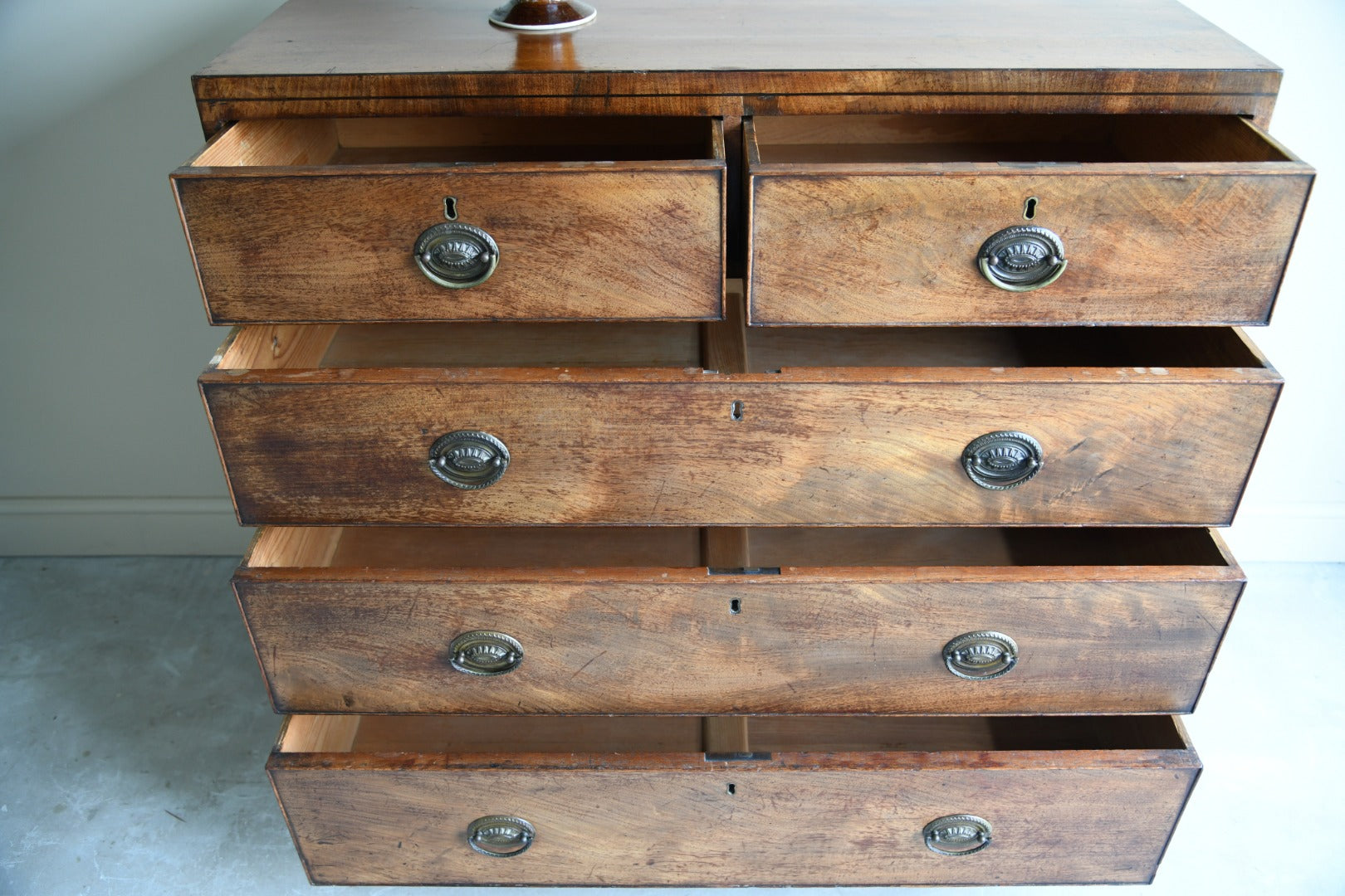 Antique Mahogany Chest of Drawers