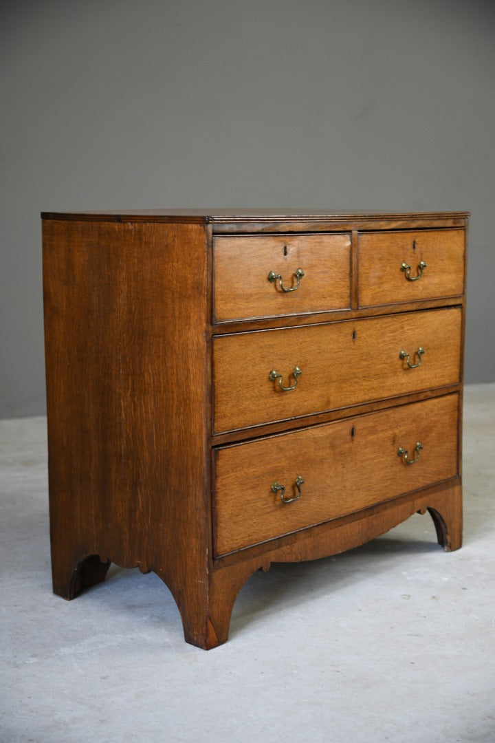 Georgian Oak Chest of Drawers