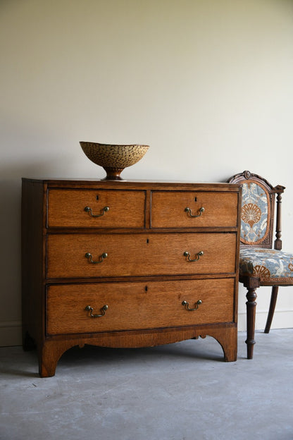 Georgian Oak Chest of Drawers