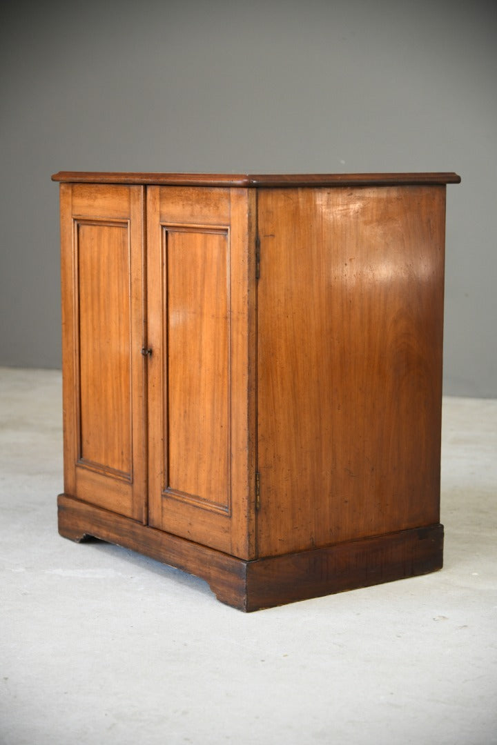 Victorian Mahogany Cabinet