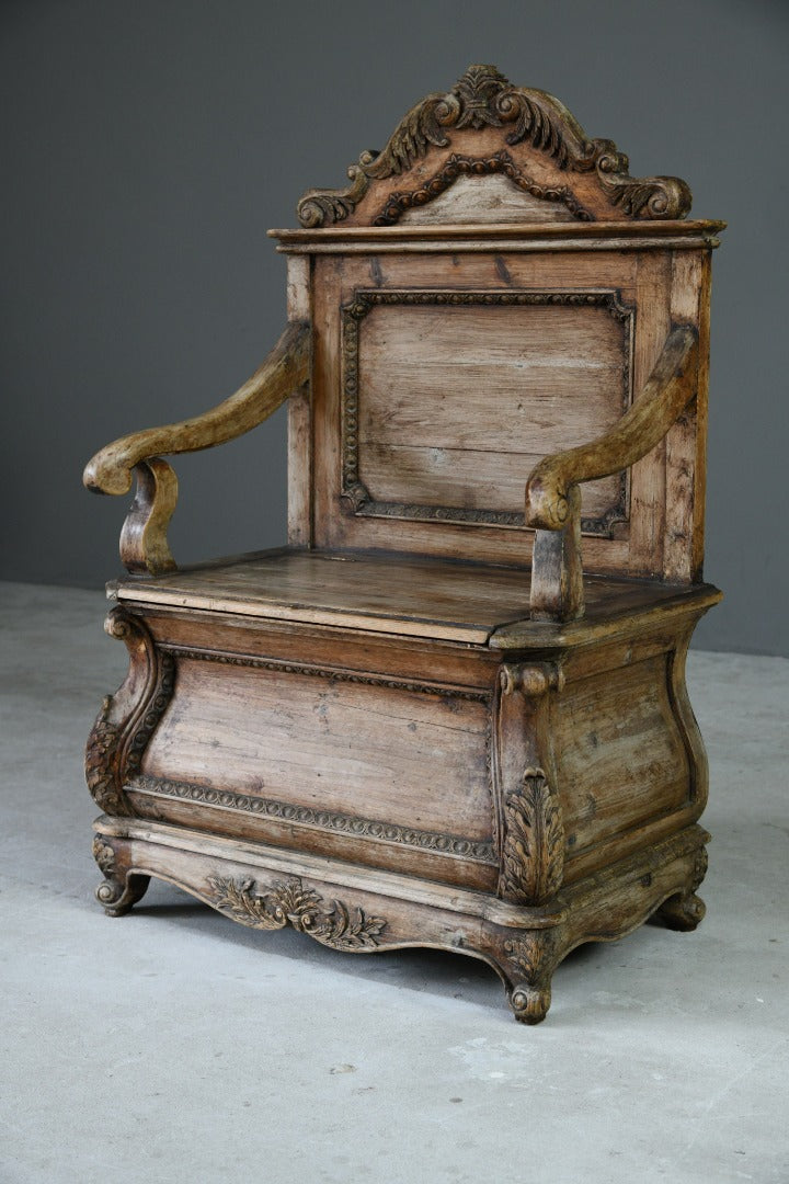 Pine Antique Style Pine Settle