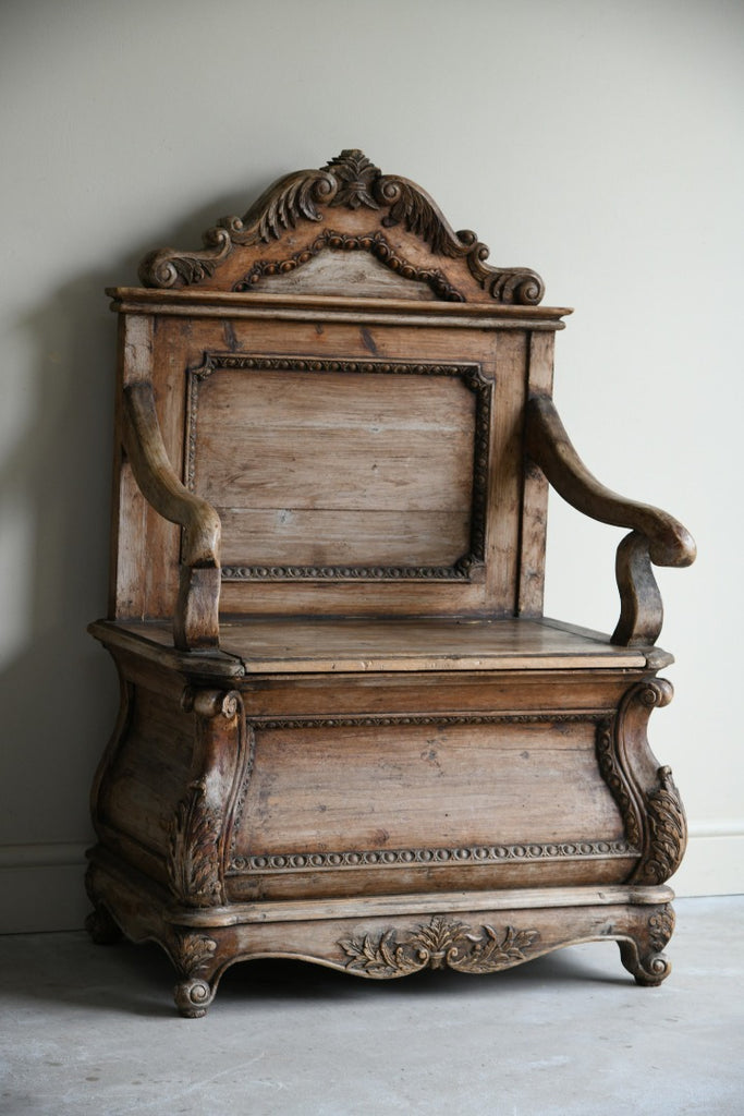 Pine Antique Style Pine Settle