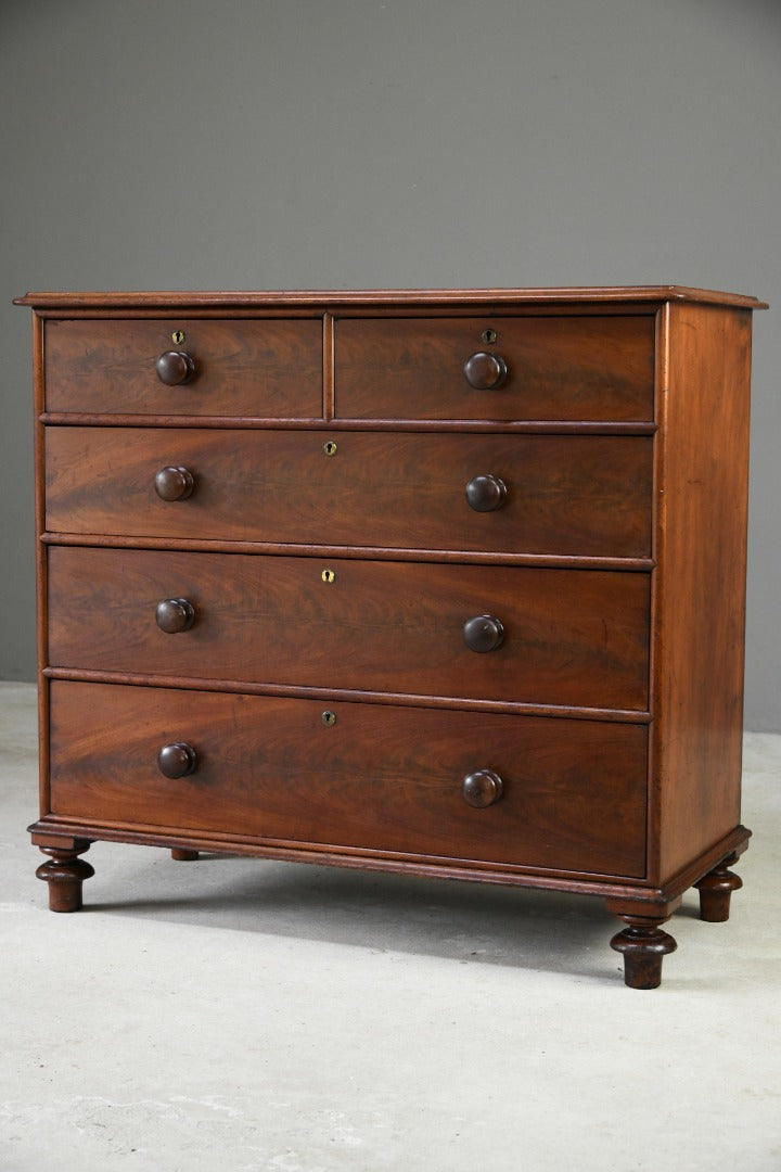 Antique Mahogany Chest of Drawers