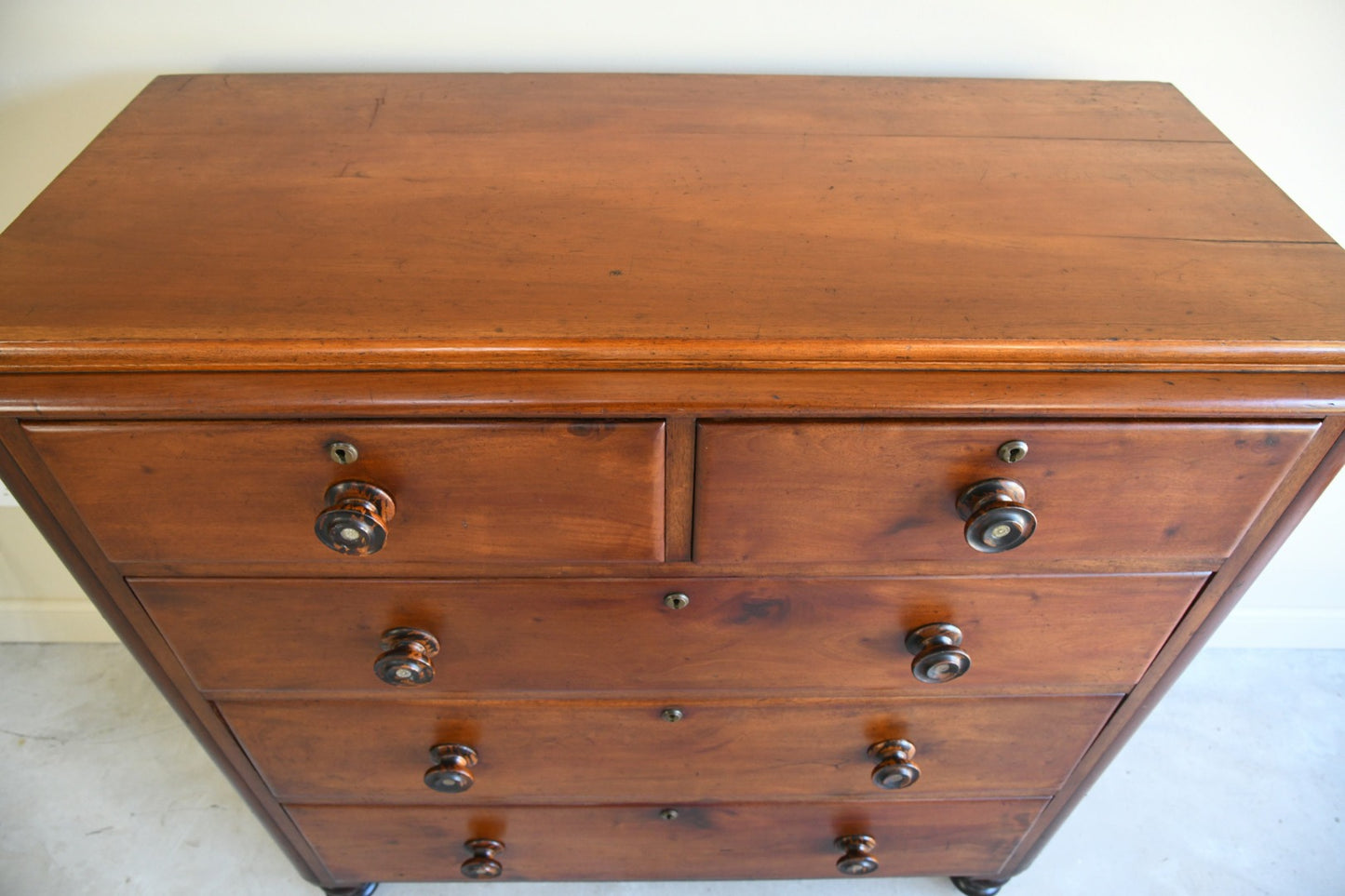 Victorian Mahogany Chest of Drawers