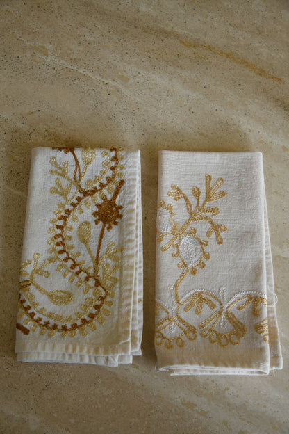 6 Vintage Embroidered Napkins