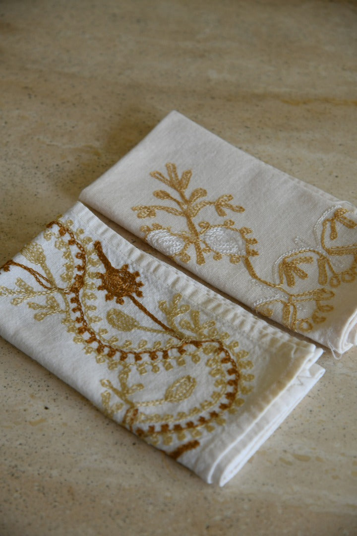 6 Vintage Embroidered Napkins