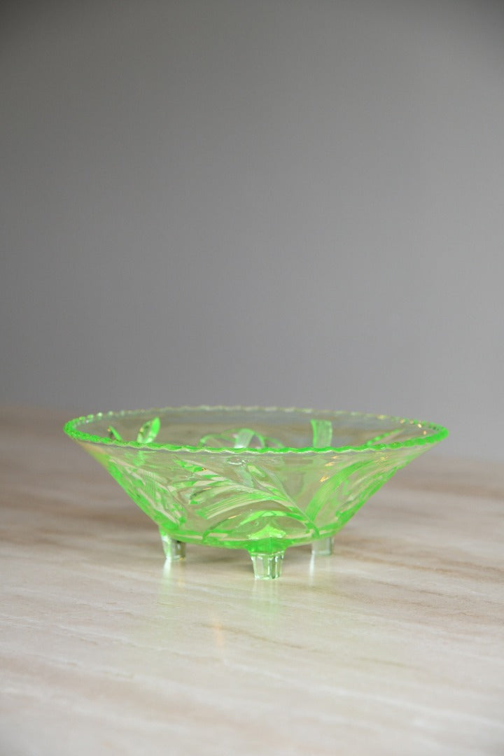 Vintage 1930s Green Glass Bowl