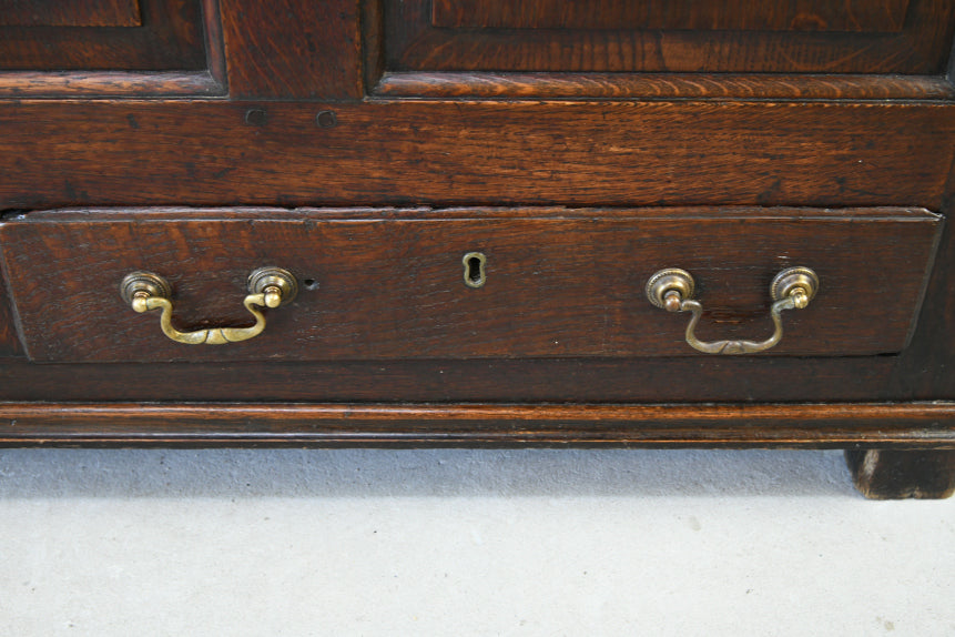 18th Century Oak Mule Chest