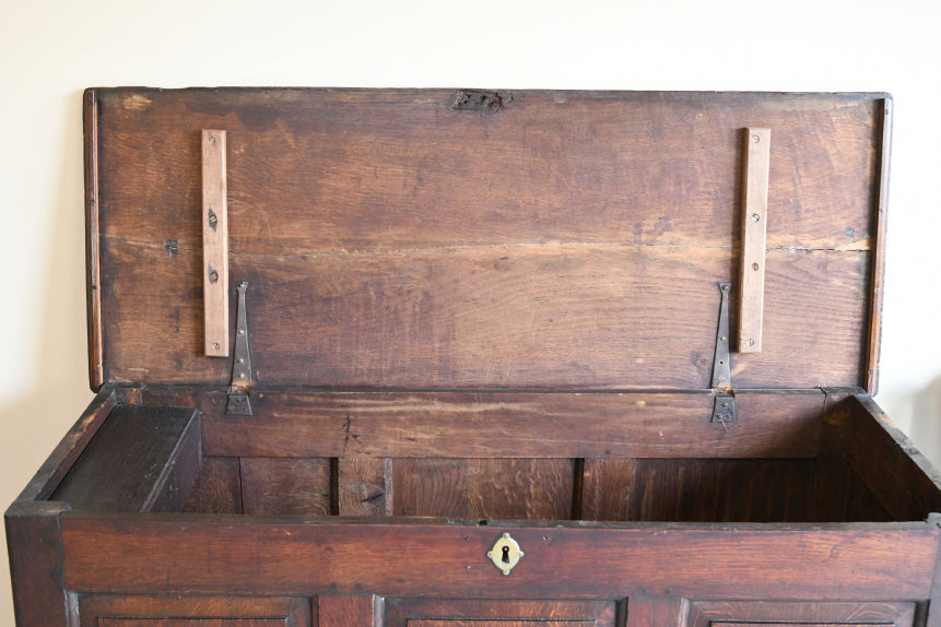 18th Century Oak Mule Chest