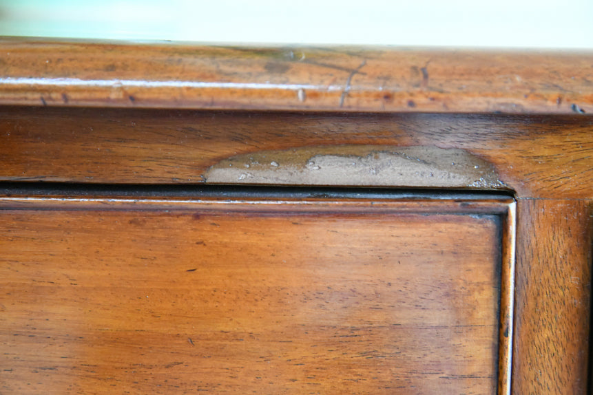 Antique Mahogany Chest of Drawers
