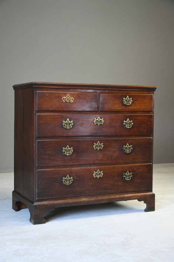 Georgian Chest of Drawers
