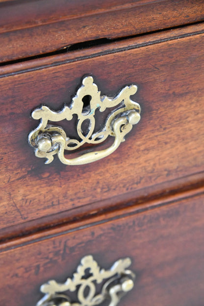 Georgian Chest of Drawers