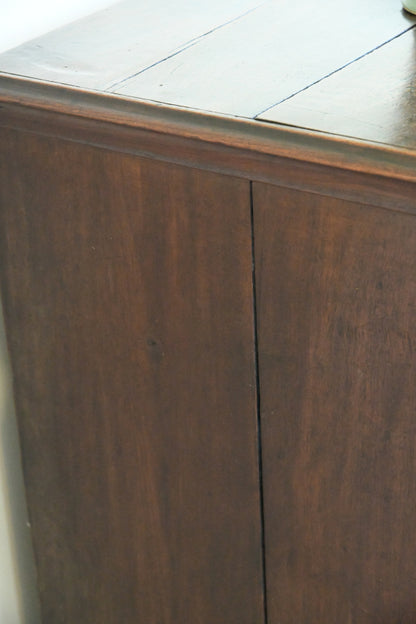 Georgian Chest of Drawers