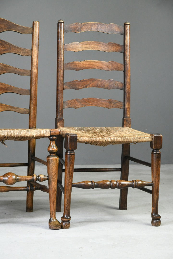 Harlequin Set 5 Oak & Rush Chairs