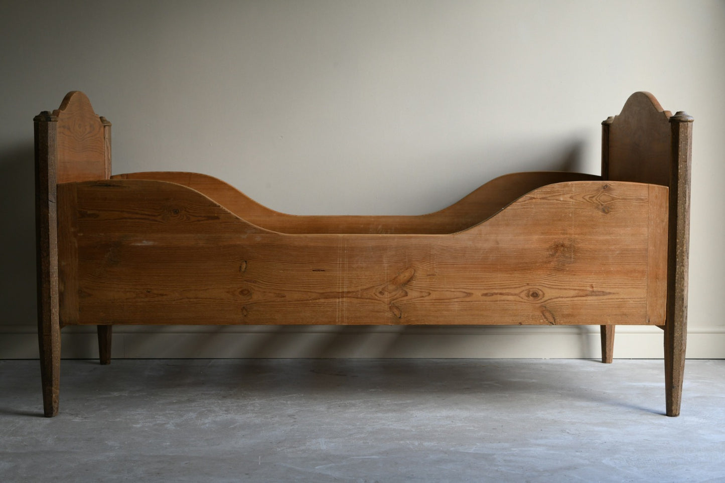 Continental Pine Single Bed