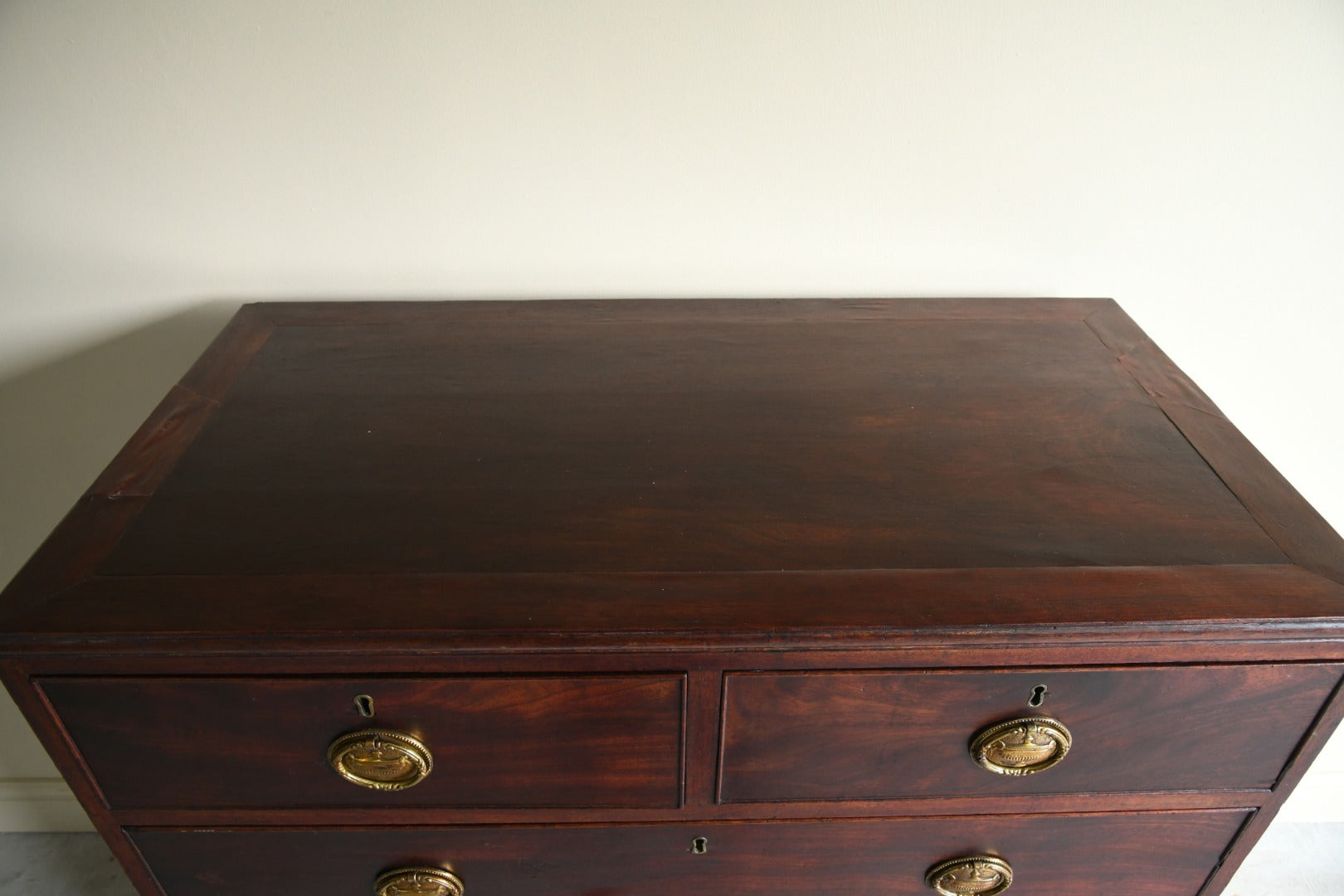 Antique Mahogany Chest of Drawers