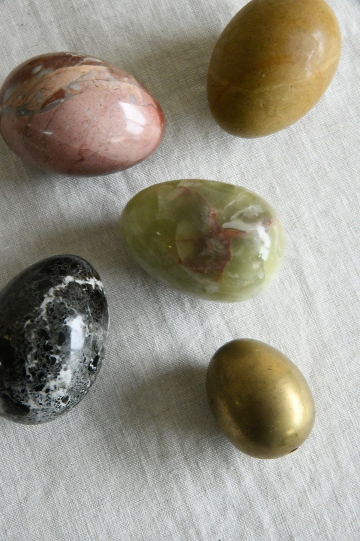 Collection Stone Specimen Eggs