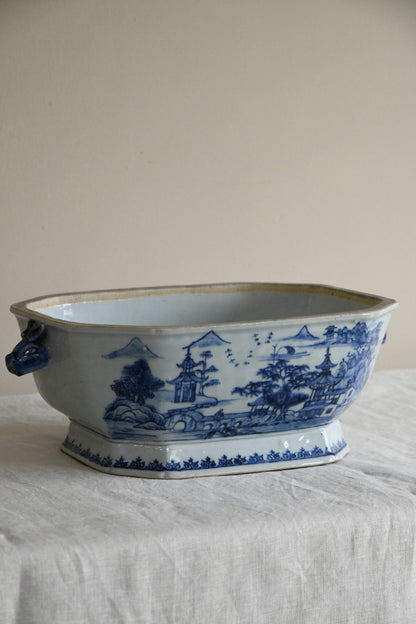 Antique Chinese Export Tureen