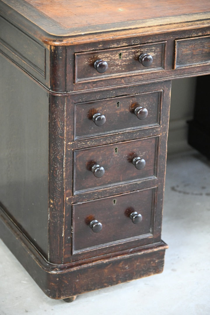 Victorian Oak Twin Pedestal Desk