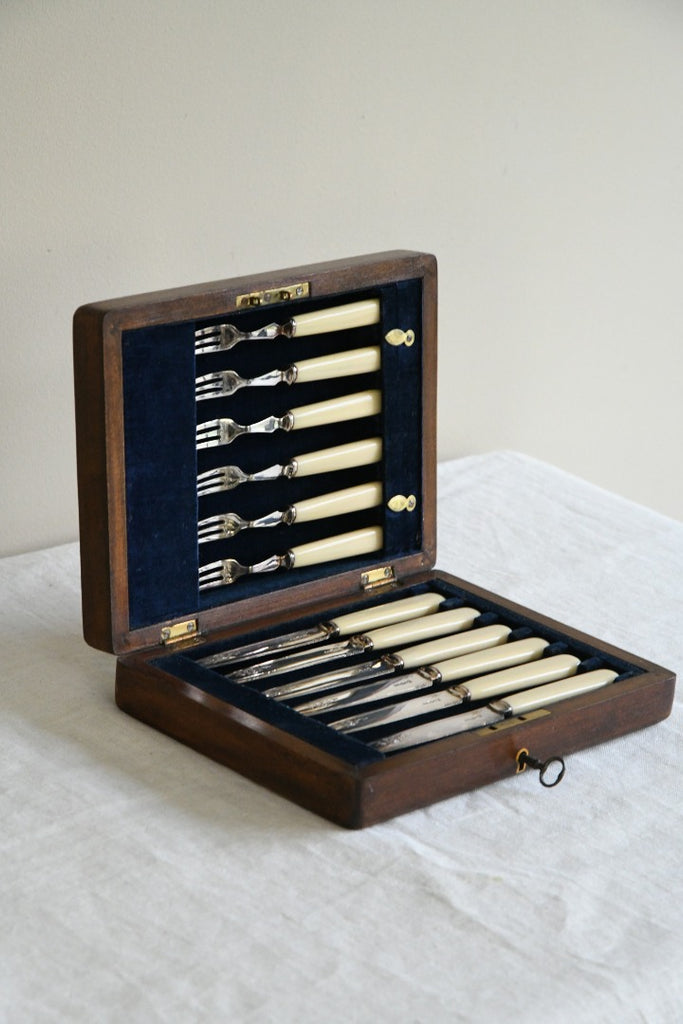 Antique Boxed Cutlery