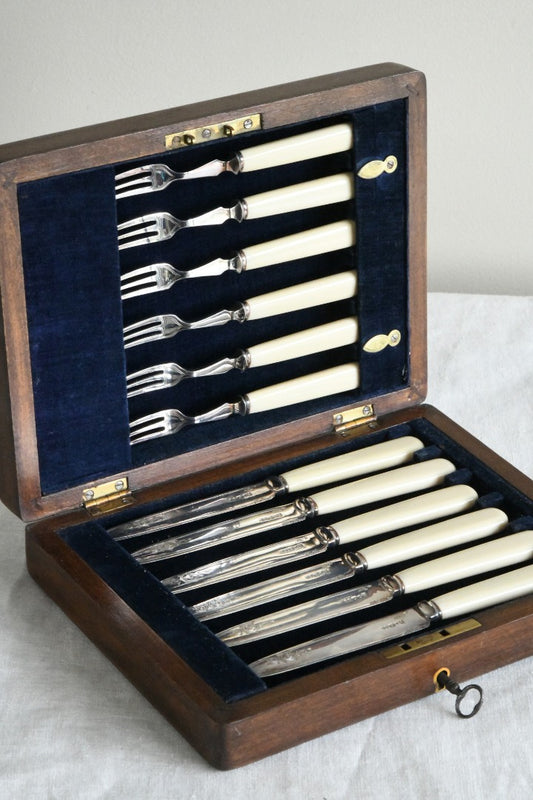 Antique Boxed Cutlery