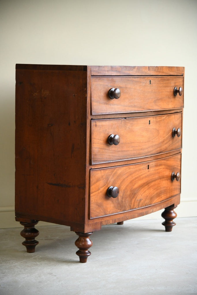 19th Century Bow Front Chest of Drawers