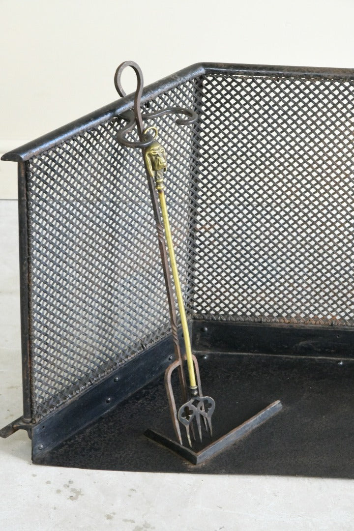 19th Century Fire Guard Fender