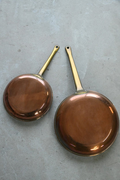 Pair Peerage Vintage Copper & Brass Pans