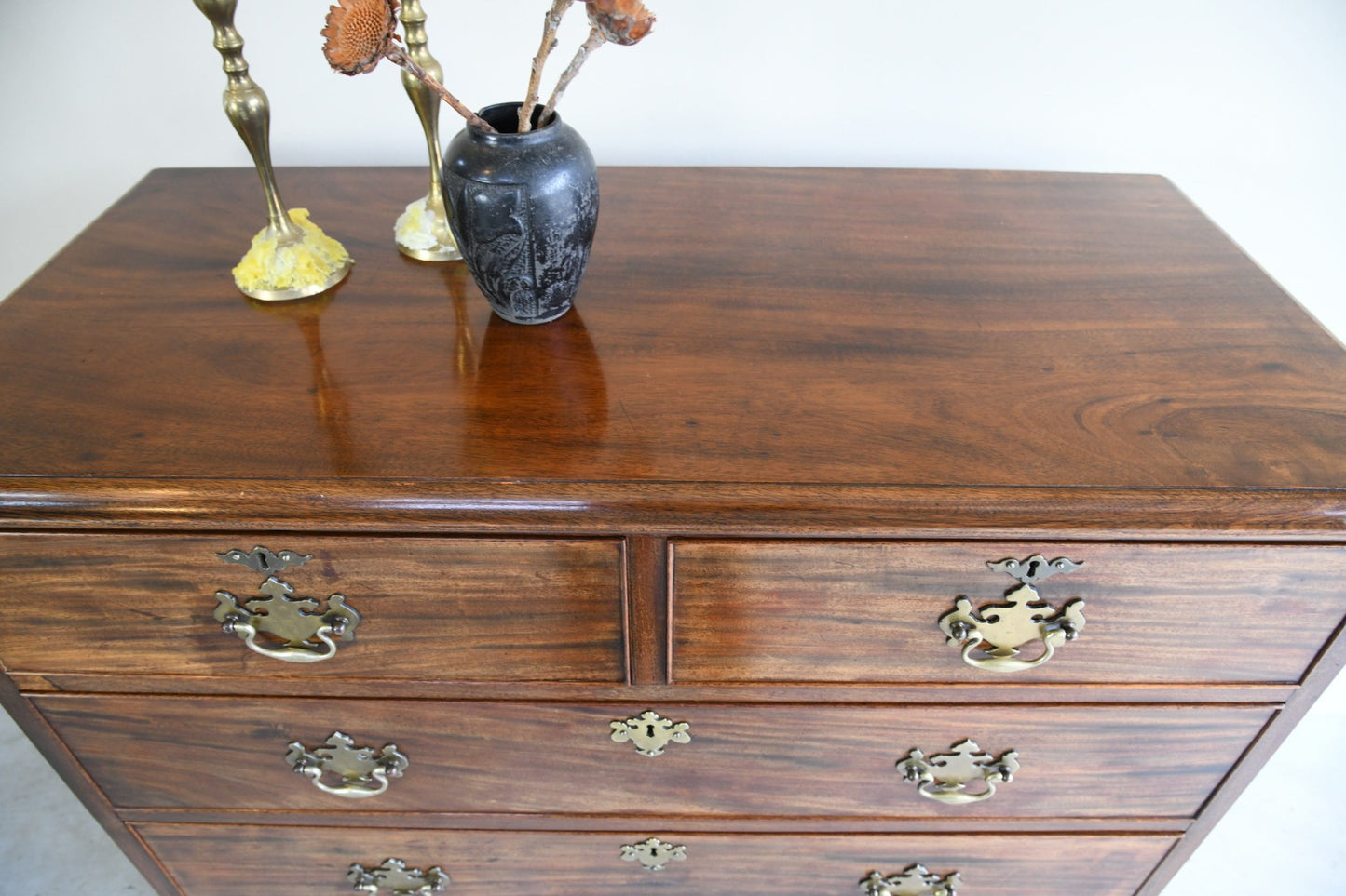 Antique Mahogany Chest of Drawers