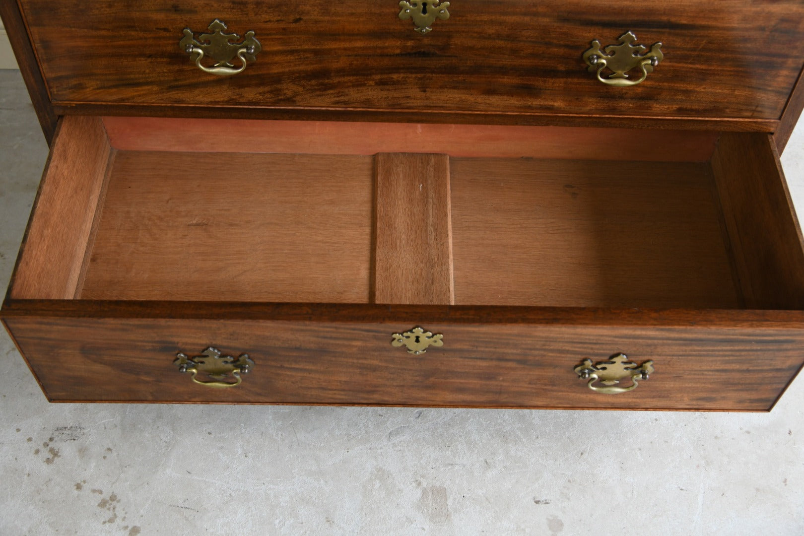 Antique Mahogany Chest of Drawers