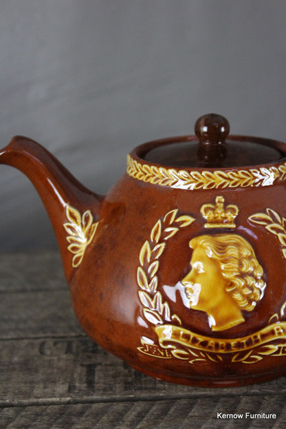 Dartmouth Pottery Coronation Tea Pot - Kernow Furniture