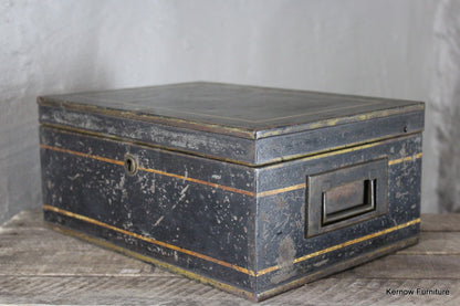 Black Victorian Campaign Tin - Kernow Furniture