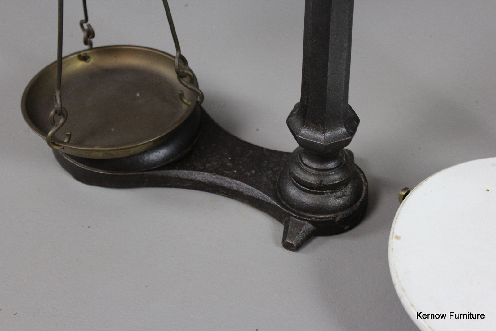 Victorian Shop Counter Scales - Kernow Furniture