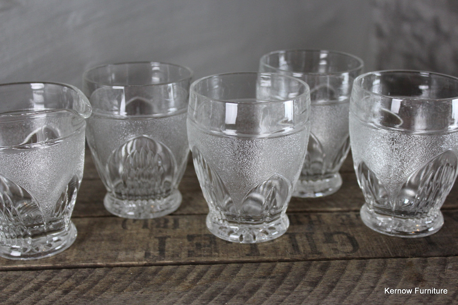 Set 4 Vintage Glasses & Jug - Kernow Furniture