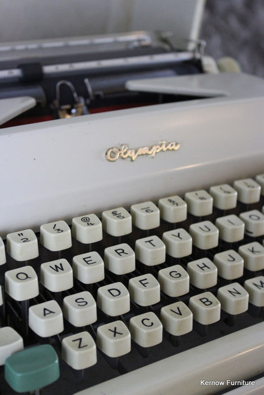 Vintage Olympia Typewriter - Kernow Furniture