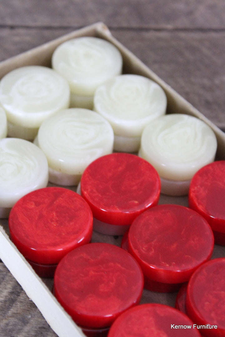 Boxed Crisloid Checkers - Kernow Furniture