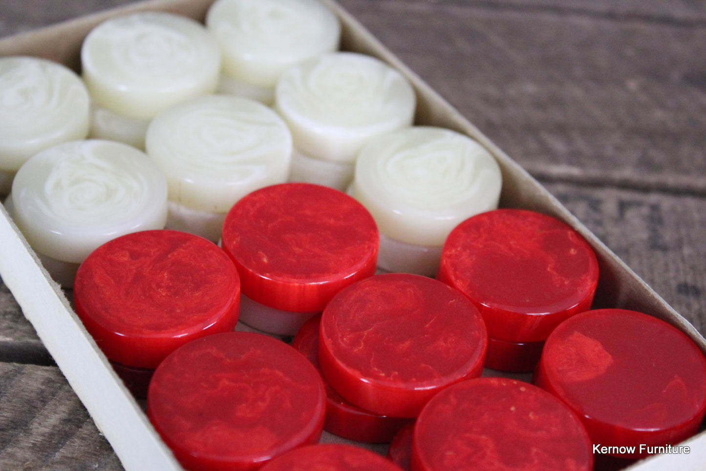 Boxed Crisloid Checkers - Kernow Furniture