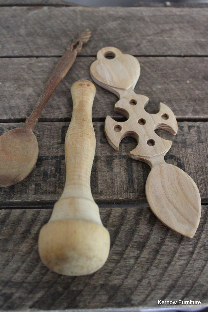 Wooden Spoons & Pestle - Kernow Furniture