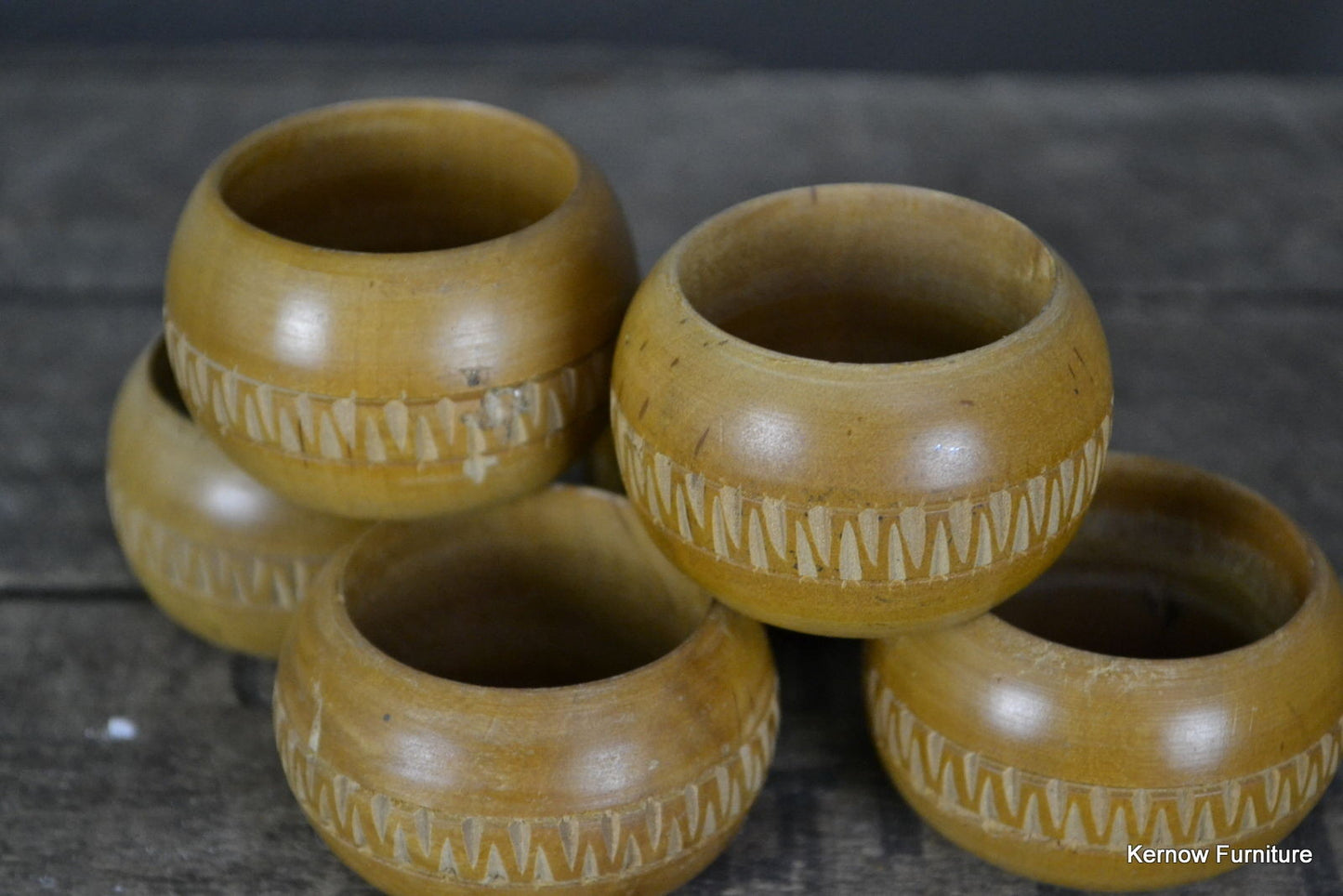 6 Vintage Wooden Napkin Rings - Kernow Furniture