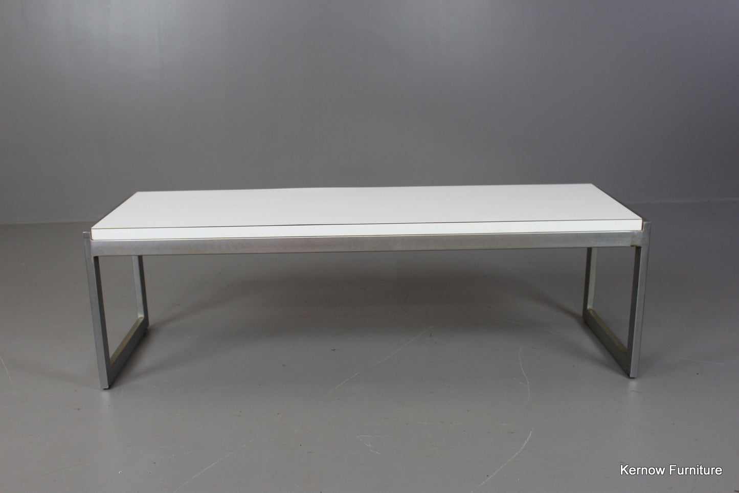 Retro Coffee Table - Kernow Furniture