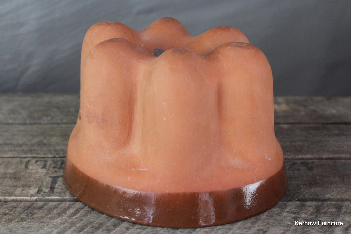 Victorian Pottery Jelly Mould - Kernow Furniture