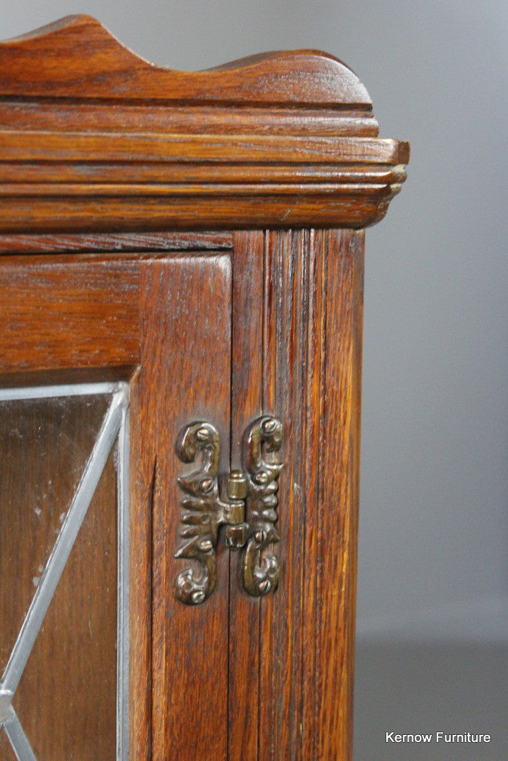 Old Charm Corner Cabinet - Kernow Furniture