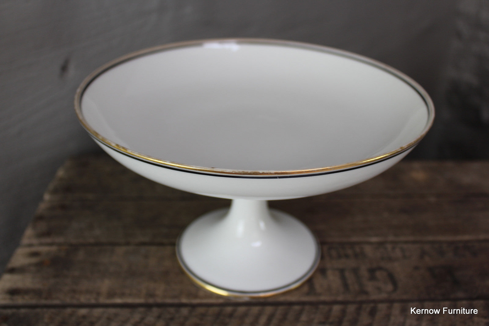 White Porcelain Compote - Kernow Furniture