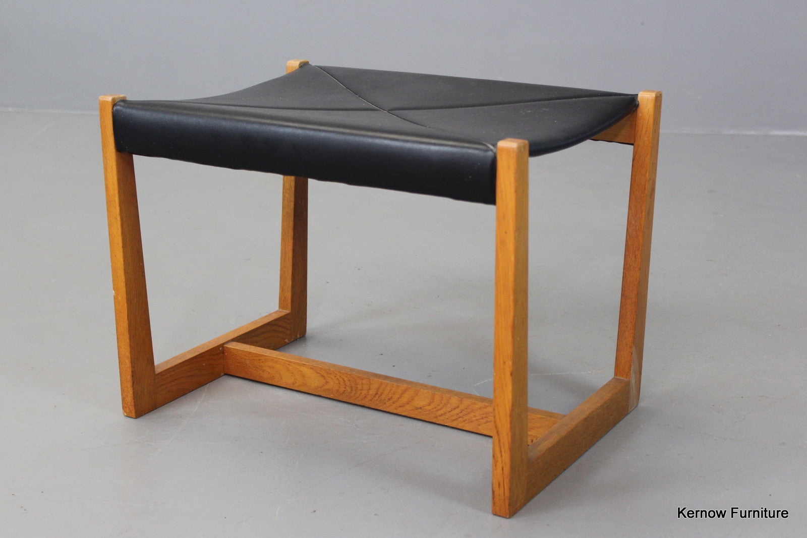 E Gomme Dressing Stool - Kernow Furniture