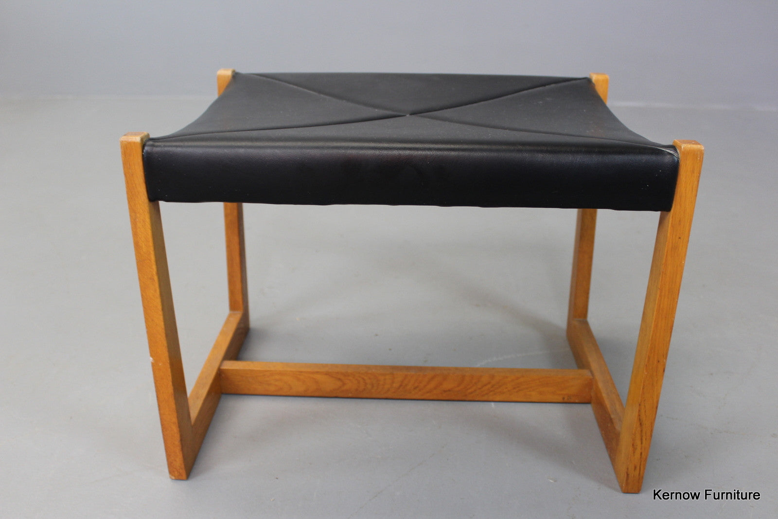 E Gomme Dressing Stool - Kernow Furniture