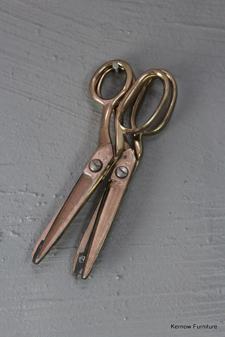 Pinking Shears - Kernow Furniture