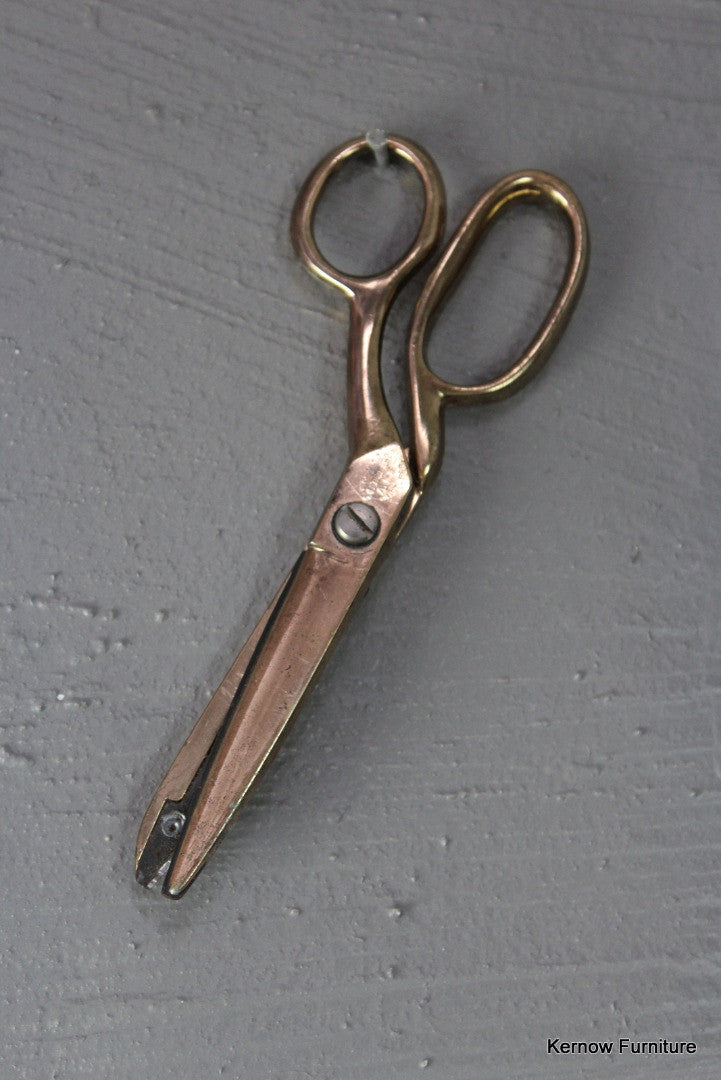 Pinking Shears - Kernow Furniture