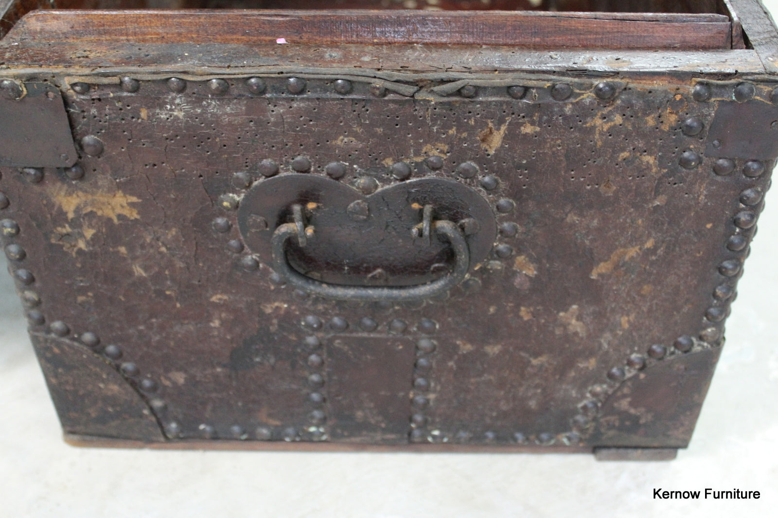 Antique Vintage Studded Leather Dome Top Trunk - Kernow Furniture