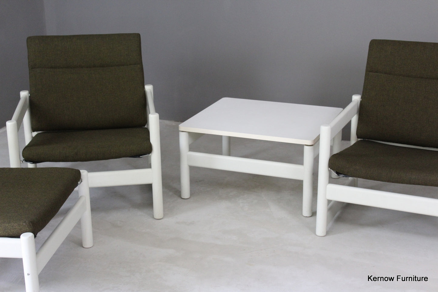 Retro Easy Chair & Table Set - Kernow Furniture