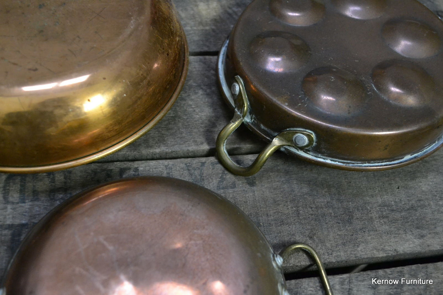 3 Copper Pans & Egg Poacher - Kernow Furniture